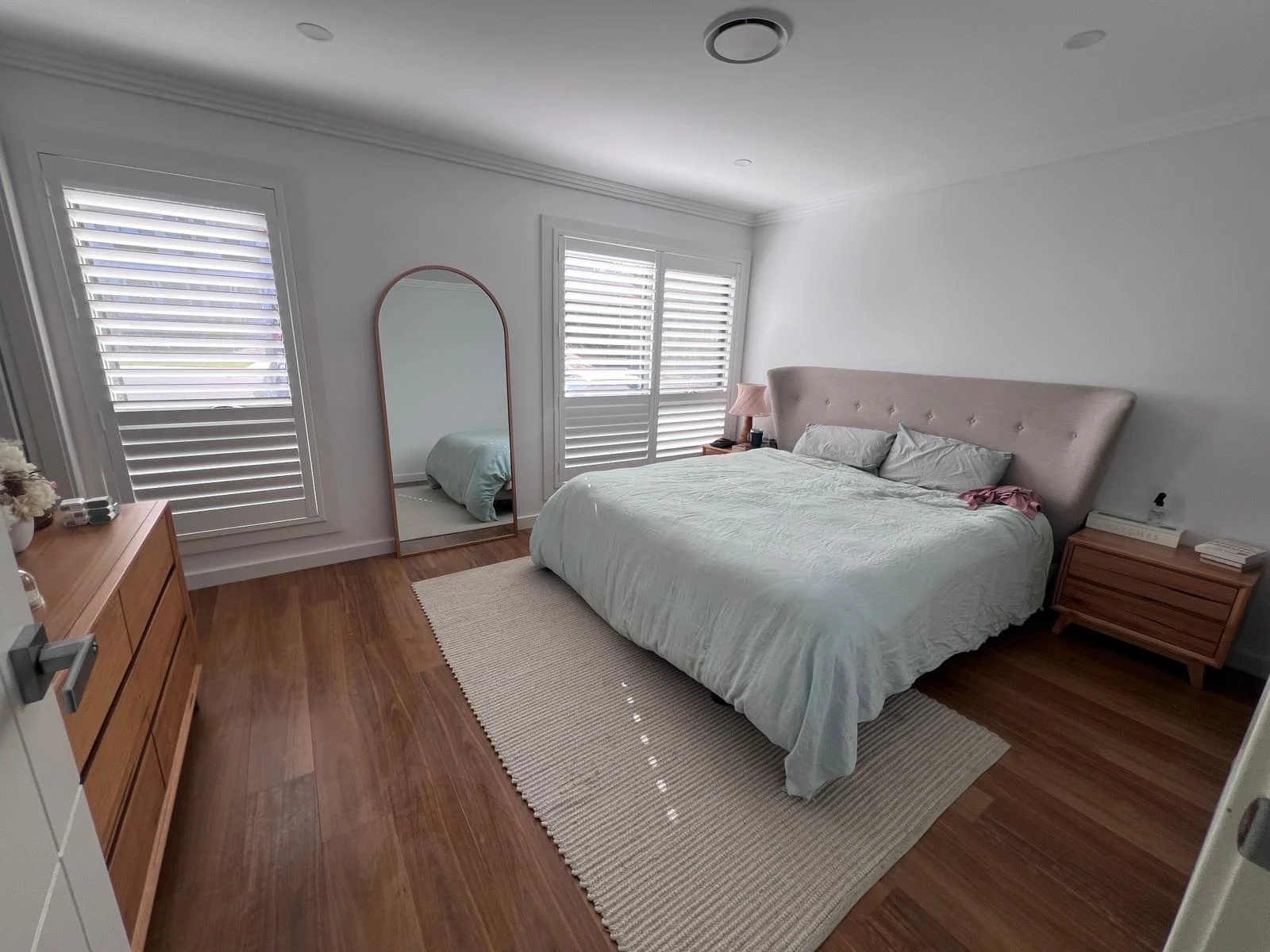 Apartment bedroom cleaning Sydney